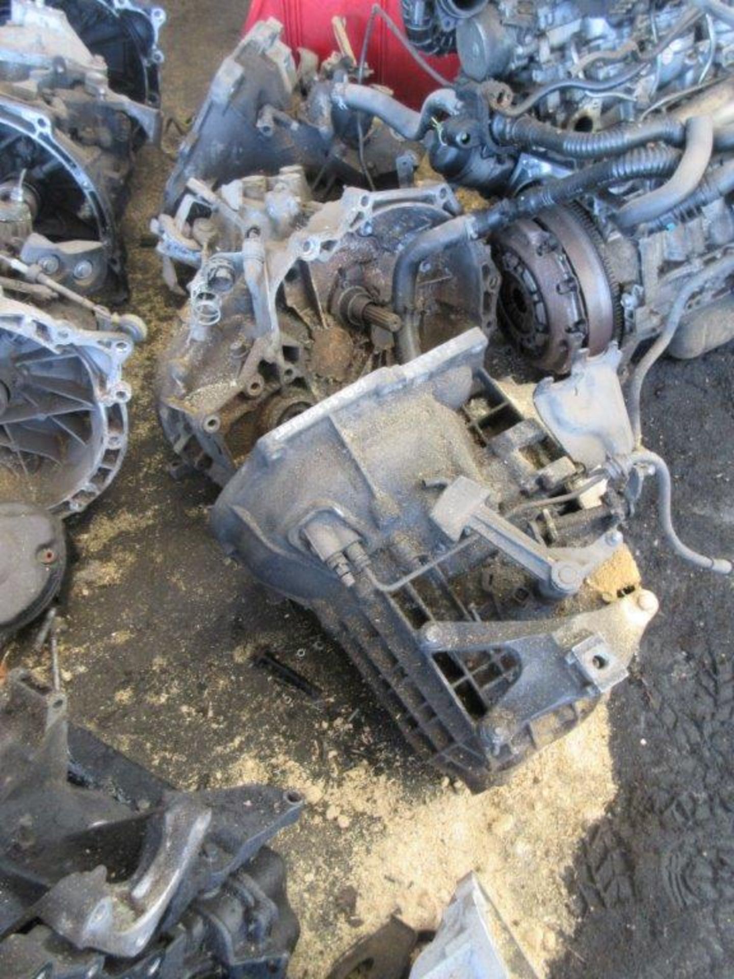 Quantity of circa 24 assorted gearboxes including 08 Galaxy 2.0L auto, 08 Galaxy auto, Mk 3 Ford, Mk - Image 9 of 9