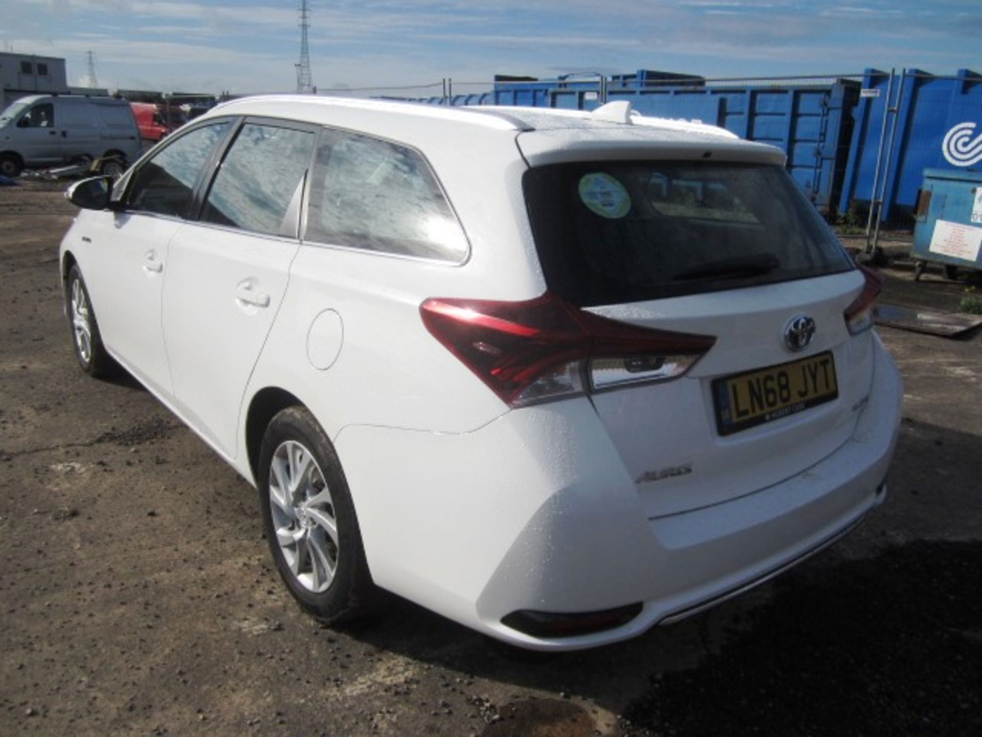 Toyota Auris ICON HEV VVT-I CVT 1.8 hybrid estate. Registration: LN68 JYT. Recorded mileage: 42,844. - Image 4 of 18