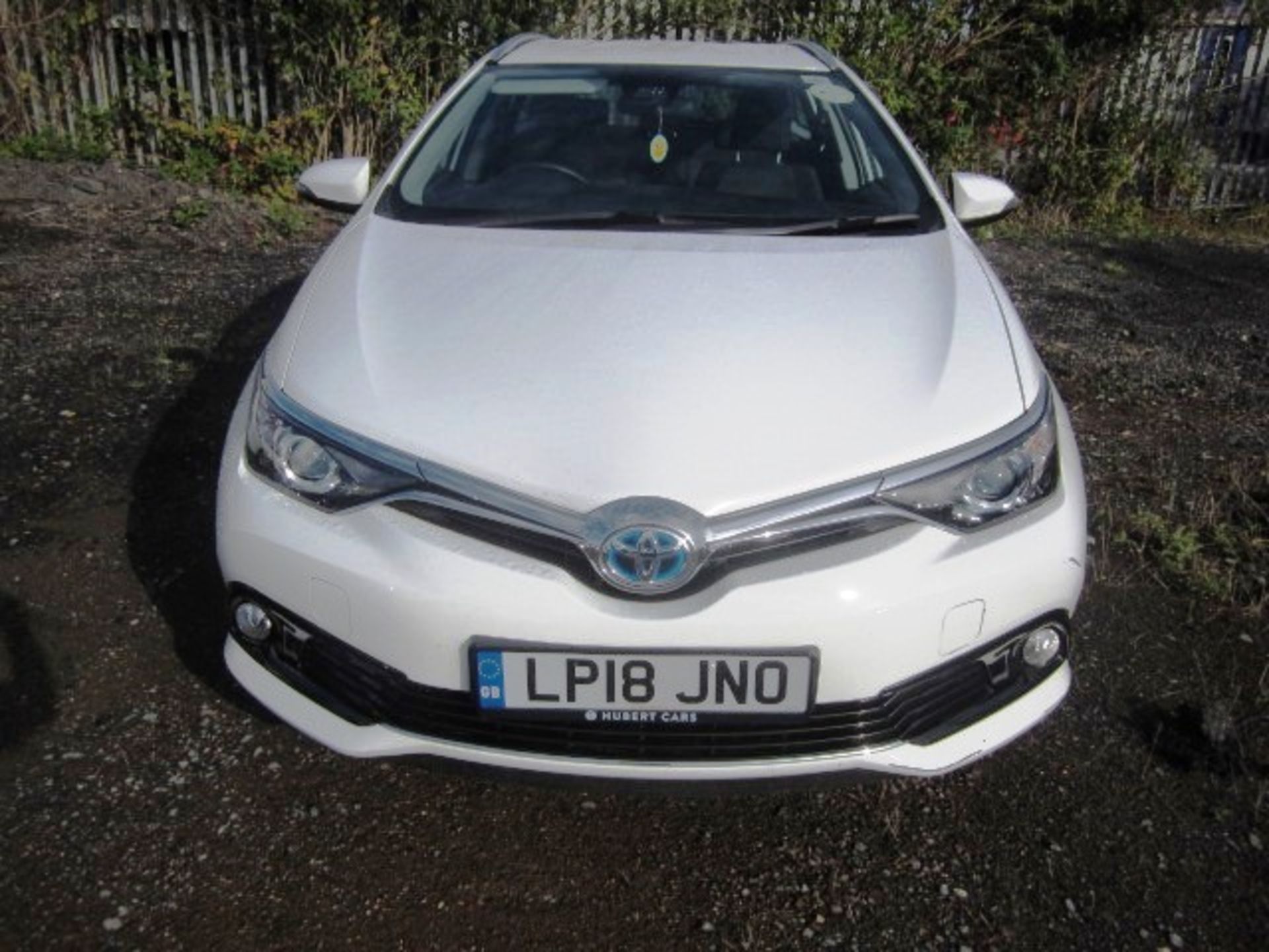 Toyota Auris ICON HEV VVT-I CVT 1.8 hybrid estate. Registration: LP18 JNO. Recorded mileage: 45,284. - Image 3 of 21