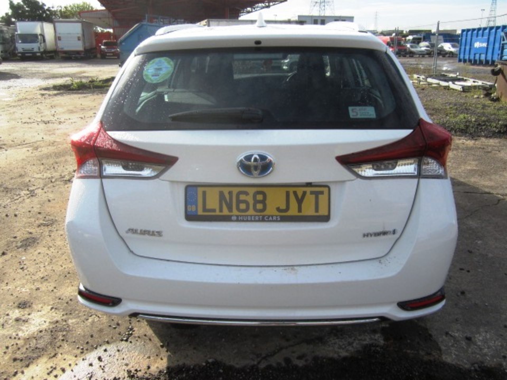 Toyota Auris ICON HEV VVT-I CVT 1.8 hybrid estate. Registration: LN68 JYT. Recorded mileage: 42,844. - Image 6 of 18