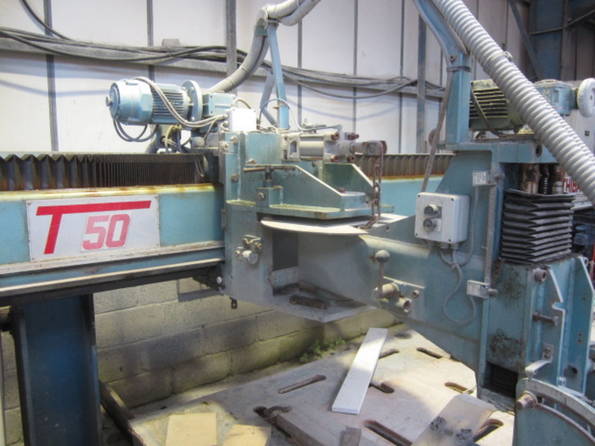 Thibaut T50 3 axis bridge type works centre, s/n: 4, rolling work table, approx. size 3.3m x 1m, 90° - Image 3 of 6