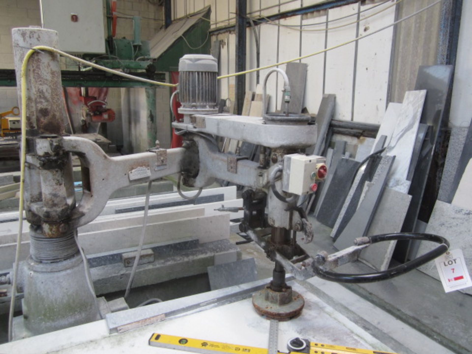 Brevettata radial arm face polisher, electrical lift, manual articulated arm with assorted polishing