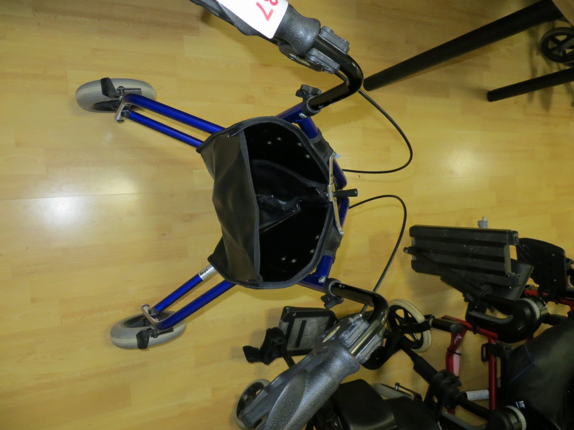 Days model 240L Tri Wheel walker (2008)