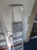 Aluminium 4 tread A frame step ladder