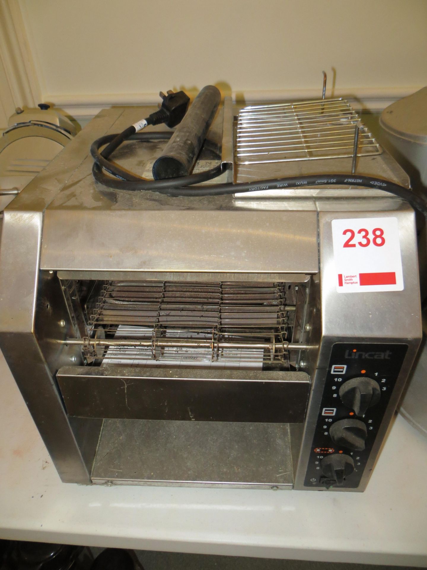 Lincat CT1-A001 conveyor belt toaster 240v s/n 28041646