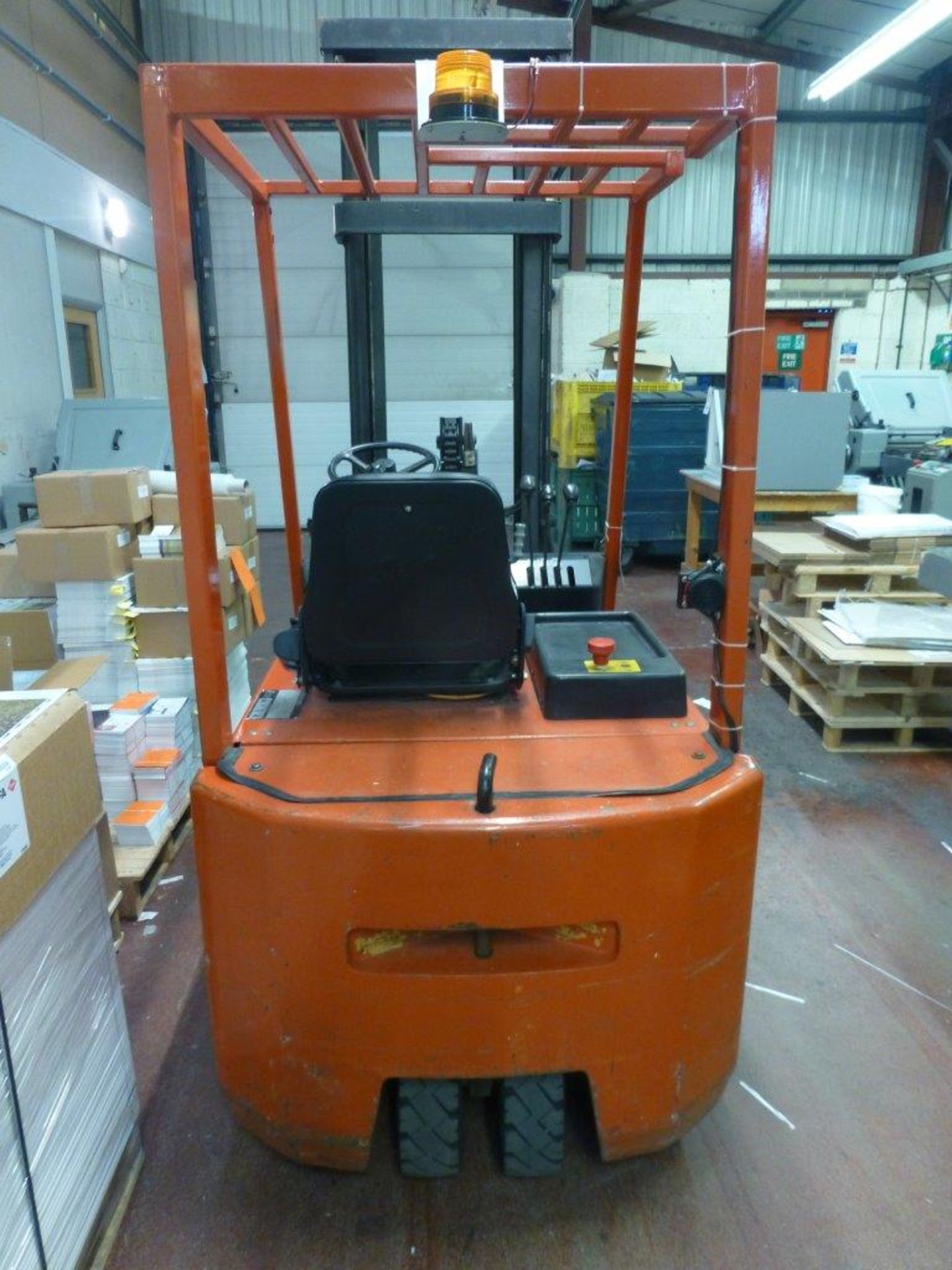 BT Rolatruc Model CB1800 F battery powered counter-balance fork lift truck, capacity: 1,750Kg with - Image 4 of 4