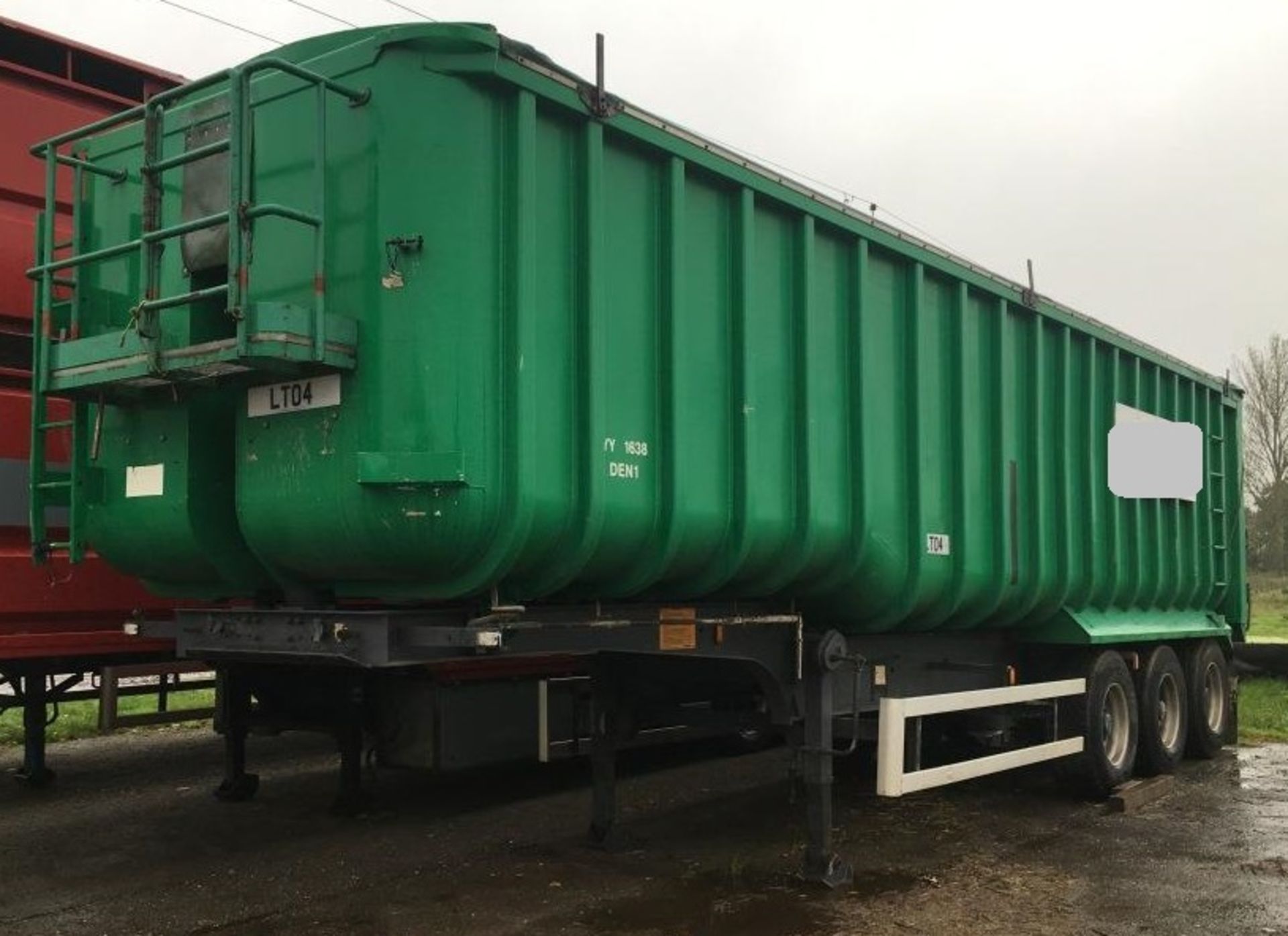 General Trailers UK aluminium triaxle bulker trailer, super singles, air, weigher and manual - Image 2 of 8