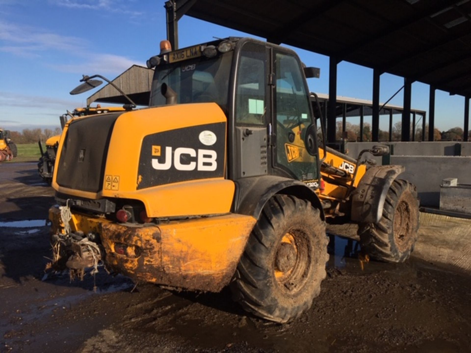 JCB TM320S wheeled loader, YOM: 2016, Reg: AX16 LNA, No. JCB320TSHG2421444, 6,800 hours (advised) ( - Image 5 of 25