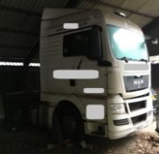 MAN TGX 26.440 tractor unit, 6x2 mid lift with tipping gear (not complete for spares), YOM: 2011,