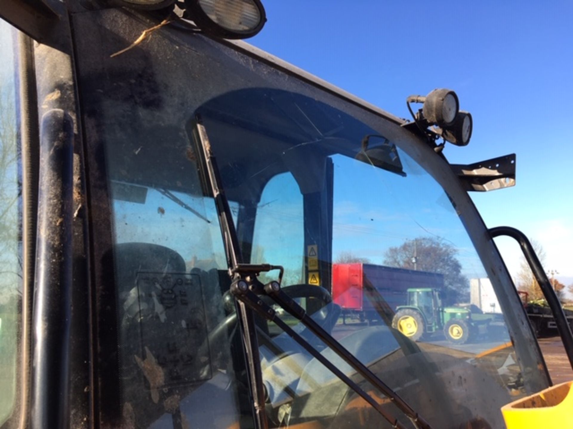 JCB TM320S wheeled loader, YOM: 2016, Reg: AX16 LNA, No. JCB320TSHG2421444, 6,800 hours (advised) ( - Image 17 of 25