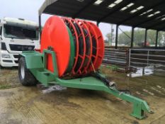 Trailed reeler, hydraulic drive, with a quantity of hose