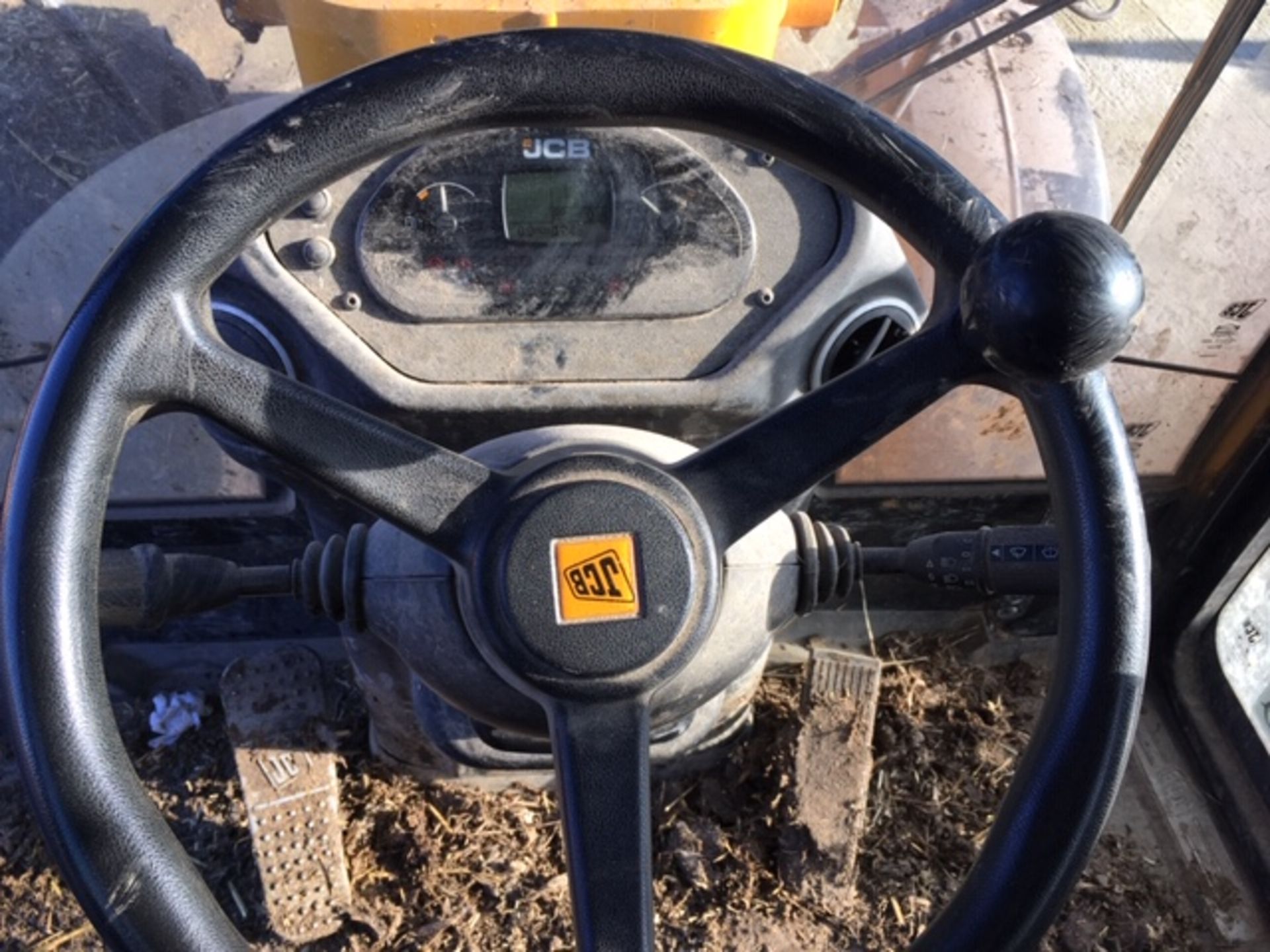 JCB TM320S wheeled loader, YOM: 2016, Reg: AX16 LNA, No. JCB320TSHG2421444, 6,800 hours (advised) ( - Image 21 of 25