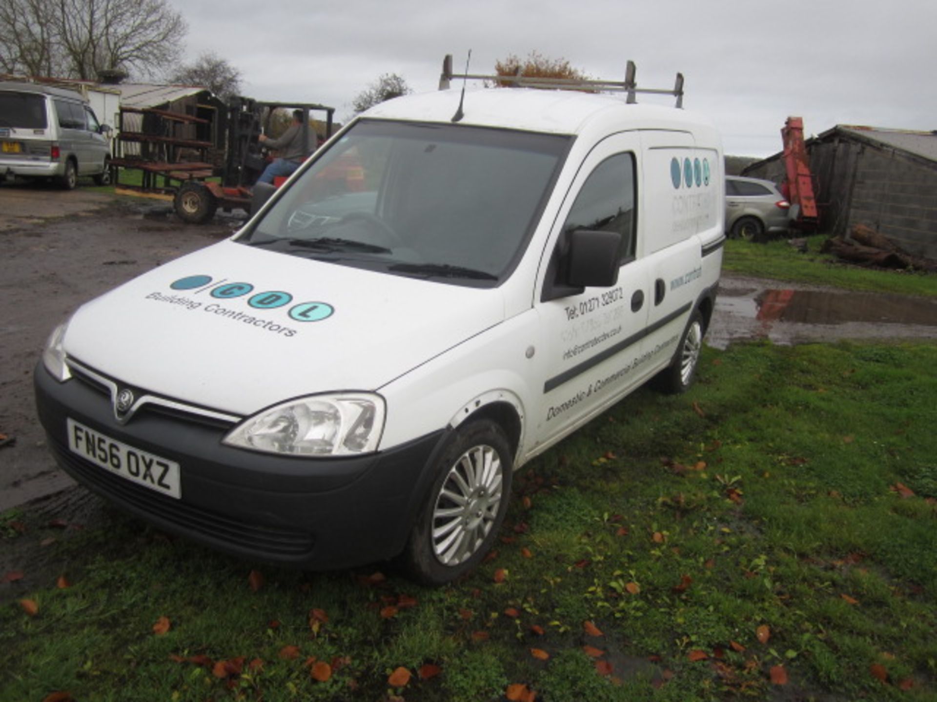 Vauxhall Combo 1700 1.7Cdti 16V, 100bhp car derived van Registration: FN56 0XZ Recorded mileage: - Image 2 of 9