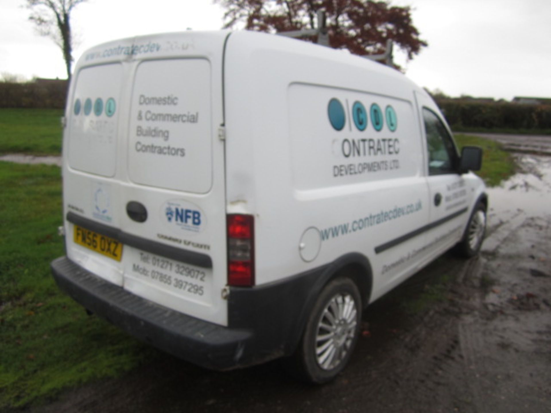 Vauxhall Combo 1700 1.7Cdti 16V, 100bhp car derived van Registration: FN56 0XZ Recorded mileage: - Image 6 of 9