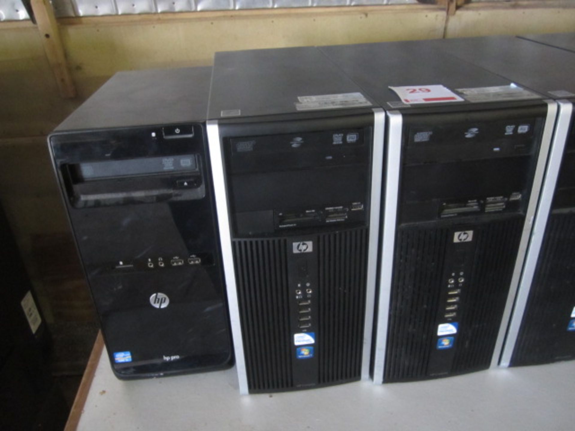 5 x assorted computer towers including HP Proliant ML350 G6 server, 5 x TFT's, keyboards, mice - Image 2 of 5