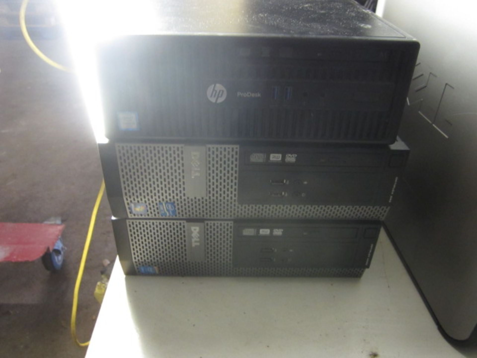 4 x assorted computer towers including Dell OptiPlex, HP Proliant MC11096 - Image 2 of 3