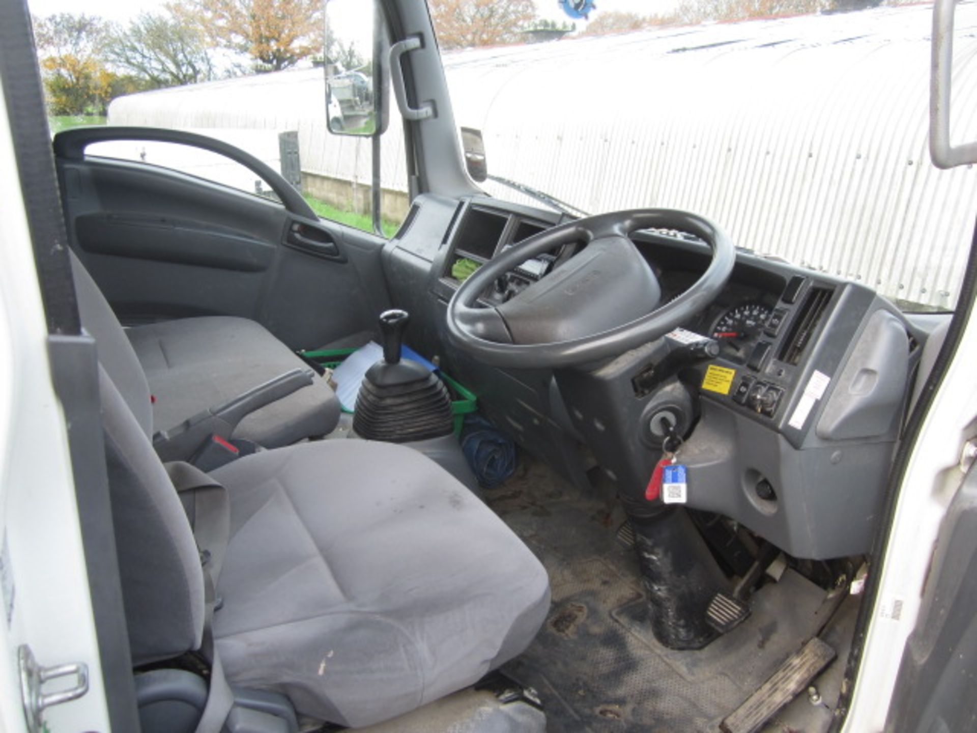 Isuzu Grafter N35.150 150bhp dropside tipper Registration: WK13 AOY Recorded mileage: 178,830 MOT: - Image 8 of 10