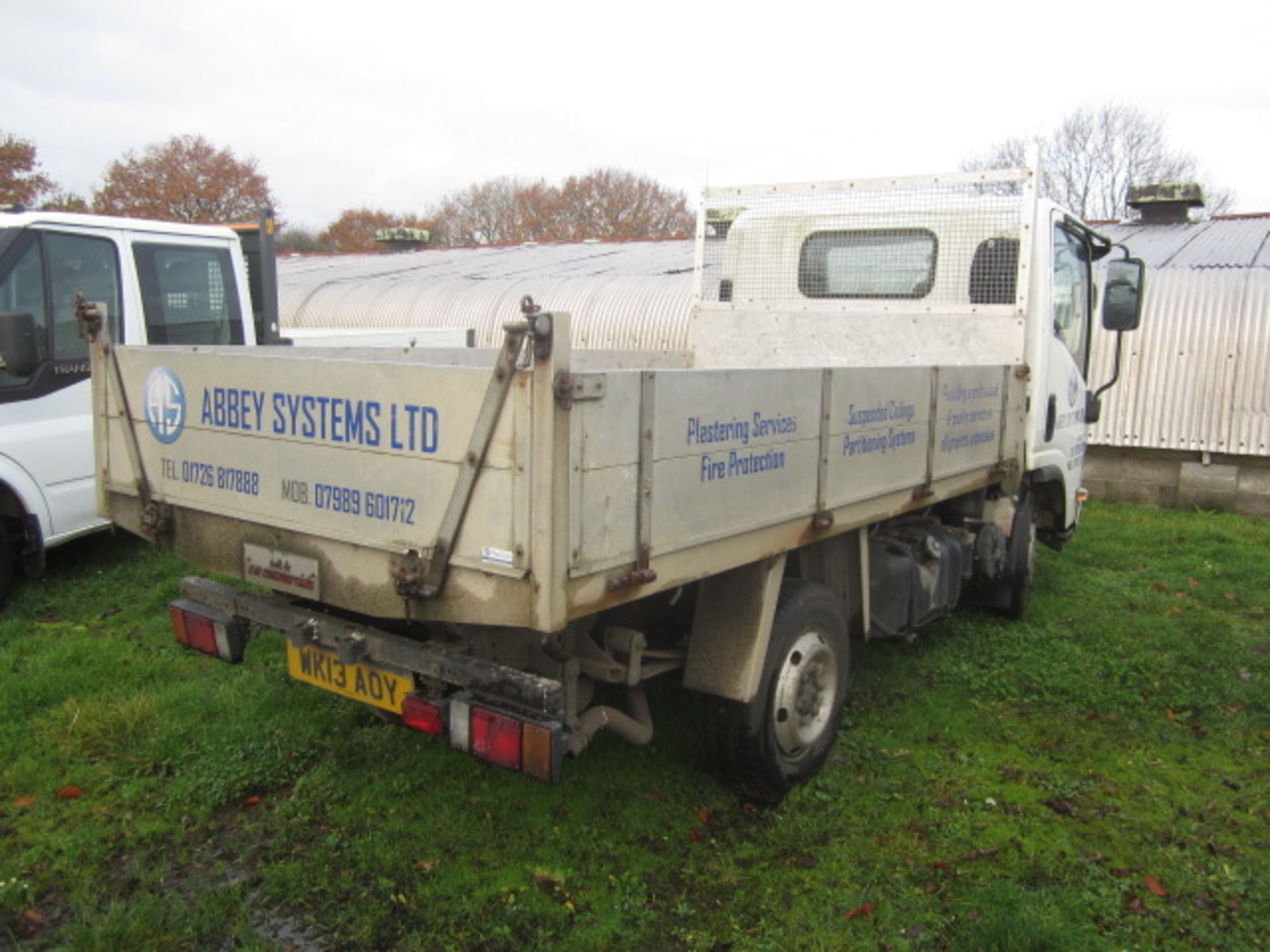 Isuzu Grafter N35.150 150bhp dropside tipper Registration: WK13 AOY Recorded mileage: 178,830 MOT: - Image 5 of 10