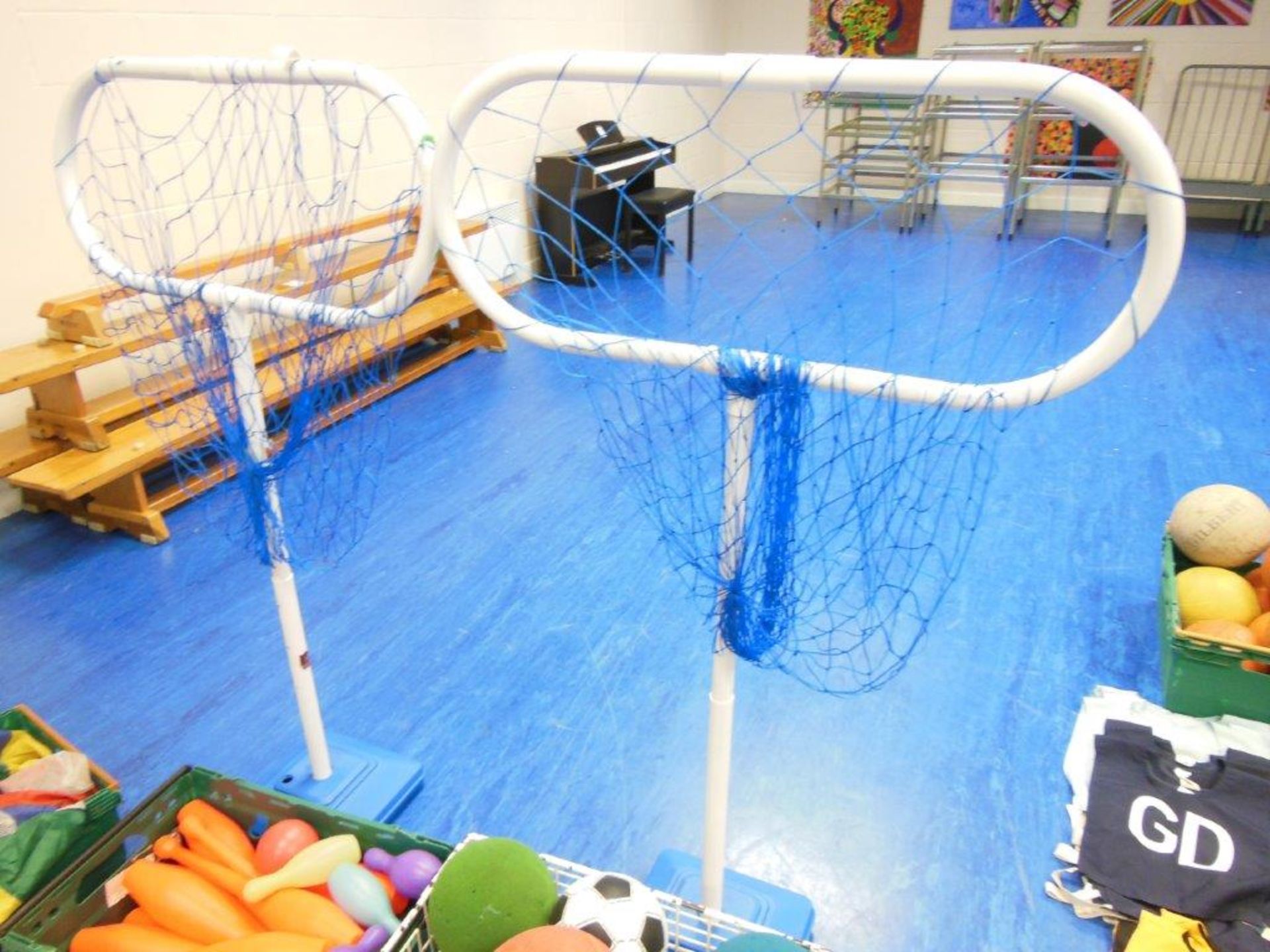 Large quantity of playground equipment including bean bags, nets, balls, hoola hoops, Frisbees, - Image 2 of 3