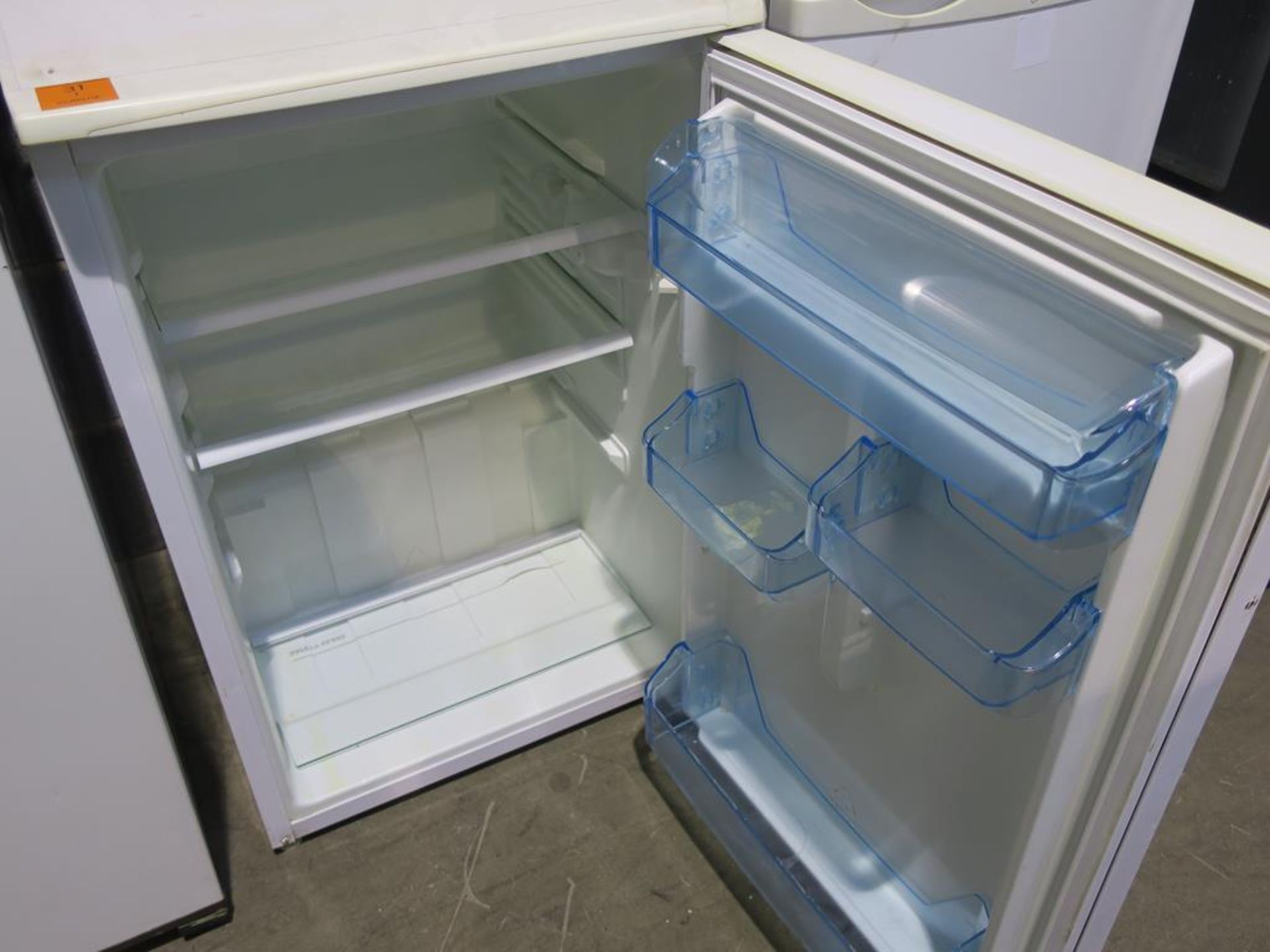 * 4 x Under Counter Fridges - Bild 7 aus 9