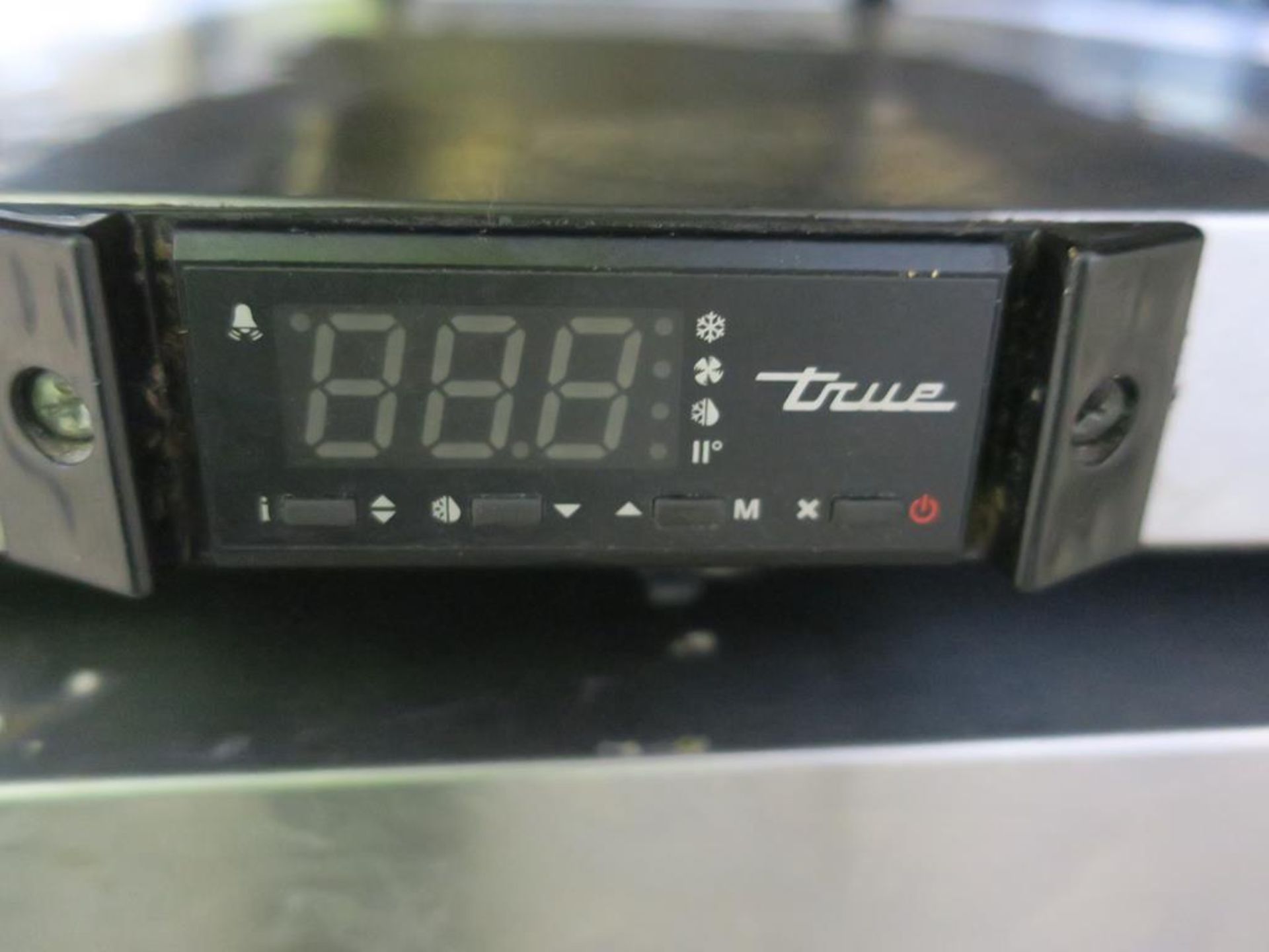 * True Model TUC24C Under Counter Freezer - Image 2 of 4