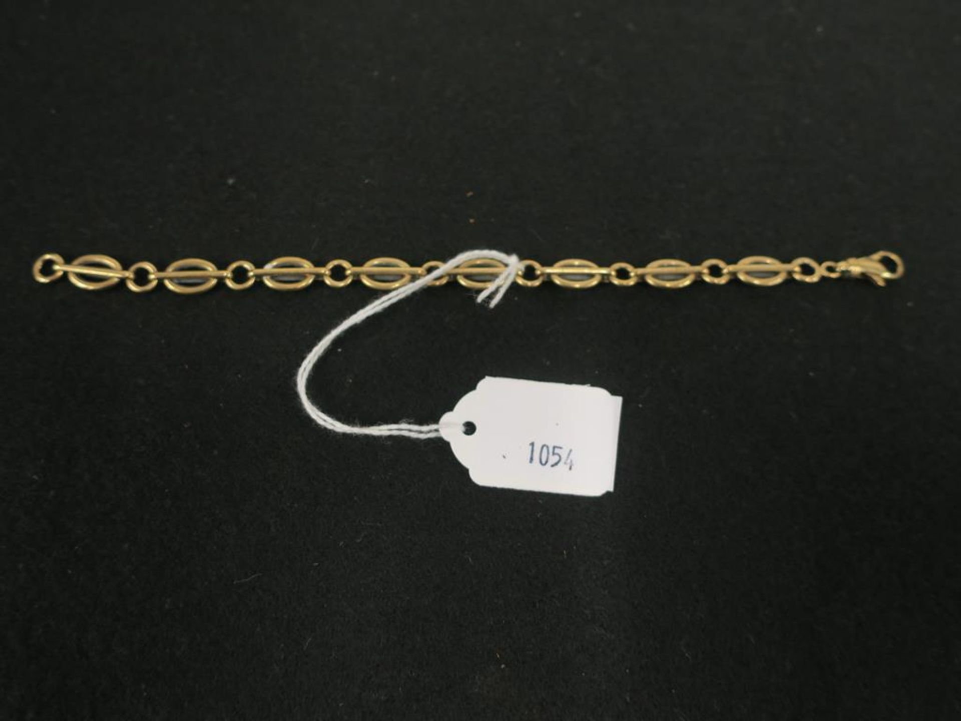 A 9ct Gold Chain Bracelet 16.5gms (est £120-£160) - Image 2 of 3