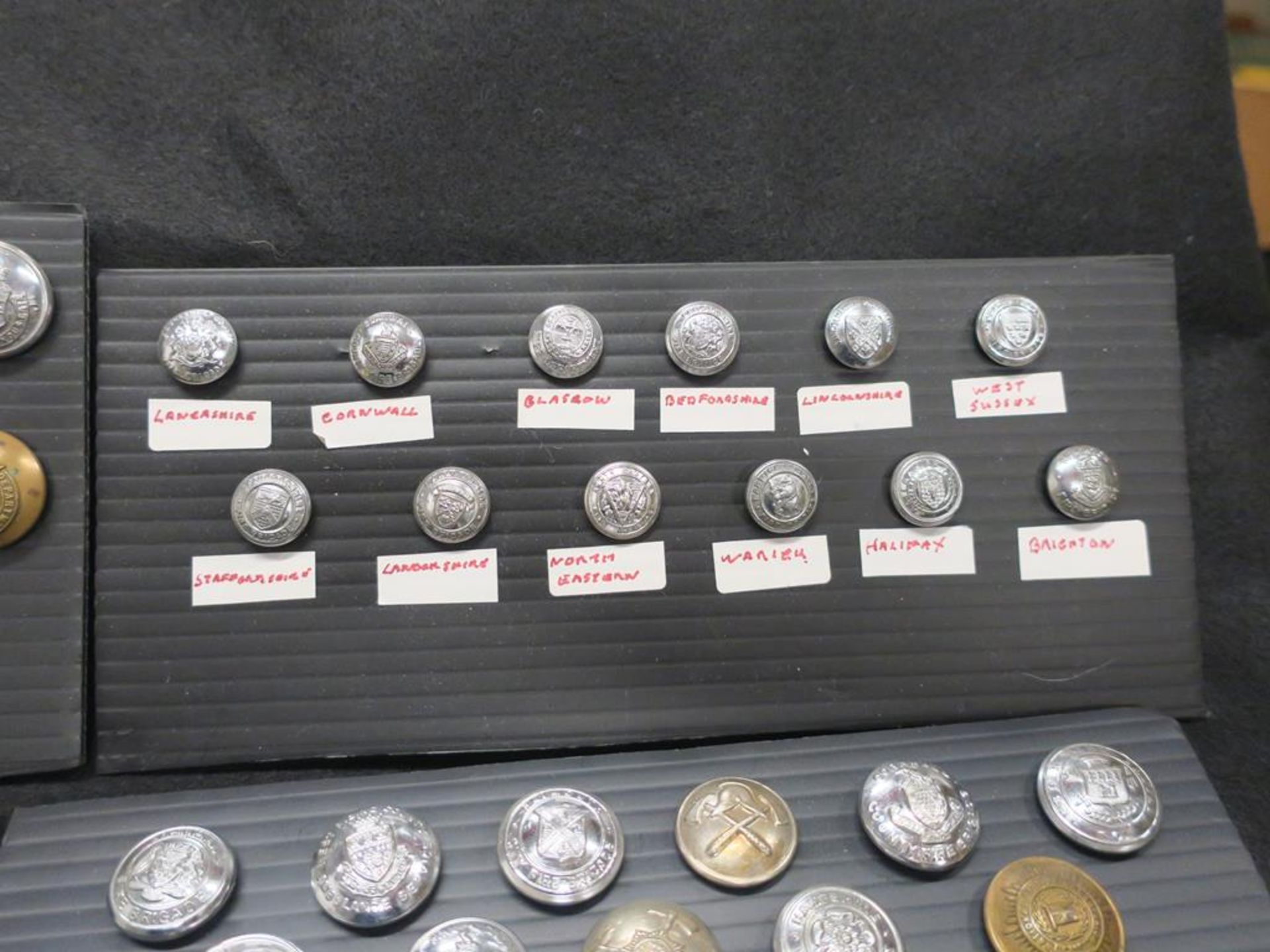 A Box containing Military Badges and Buttons with some Commercial Buttons, Fire Service, Police, - Image 3 of 11