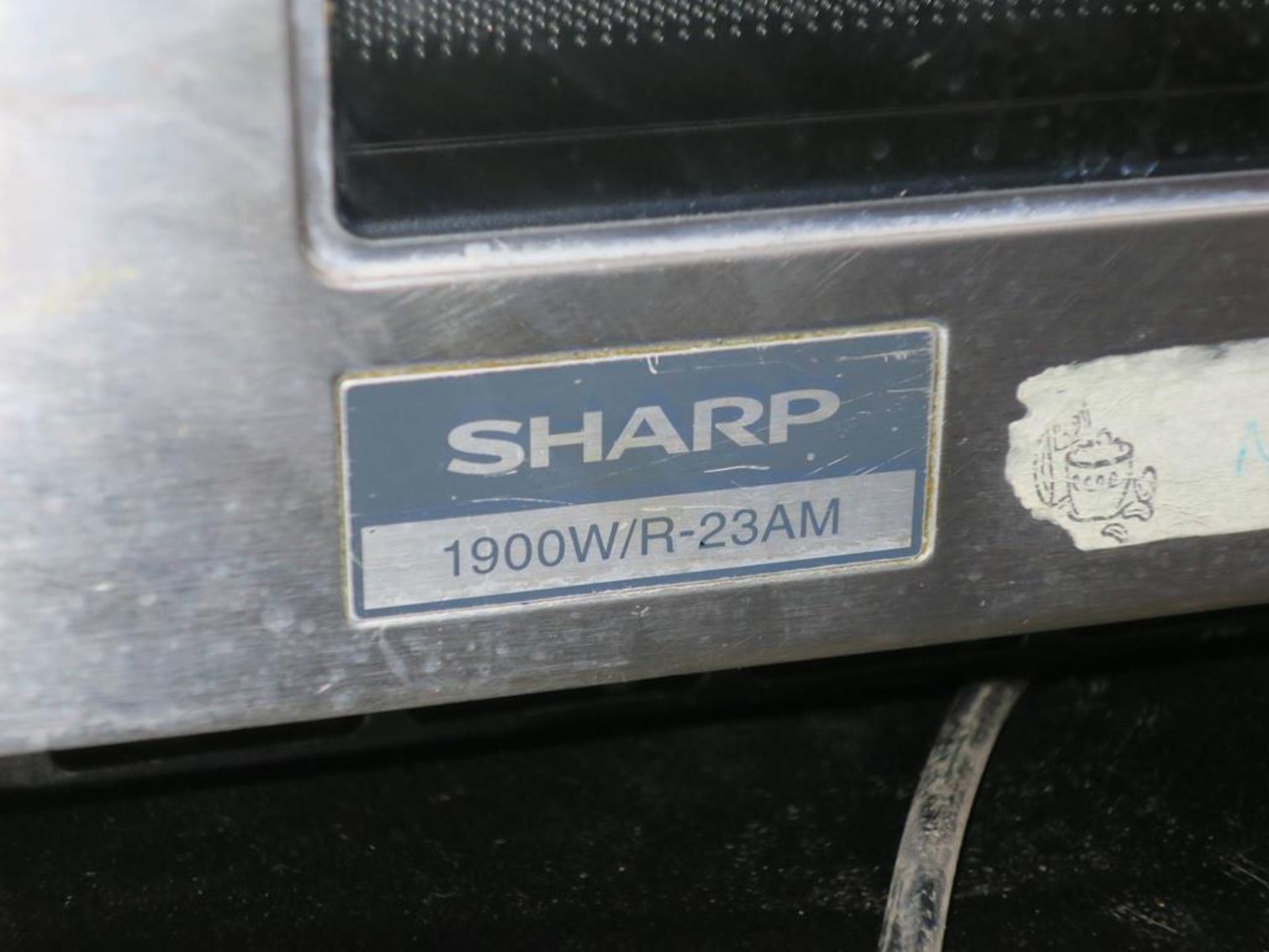 Sharp 1900W/R-23AM Microwave - Image 2 of 3
