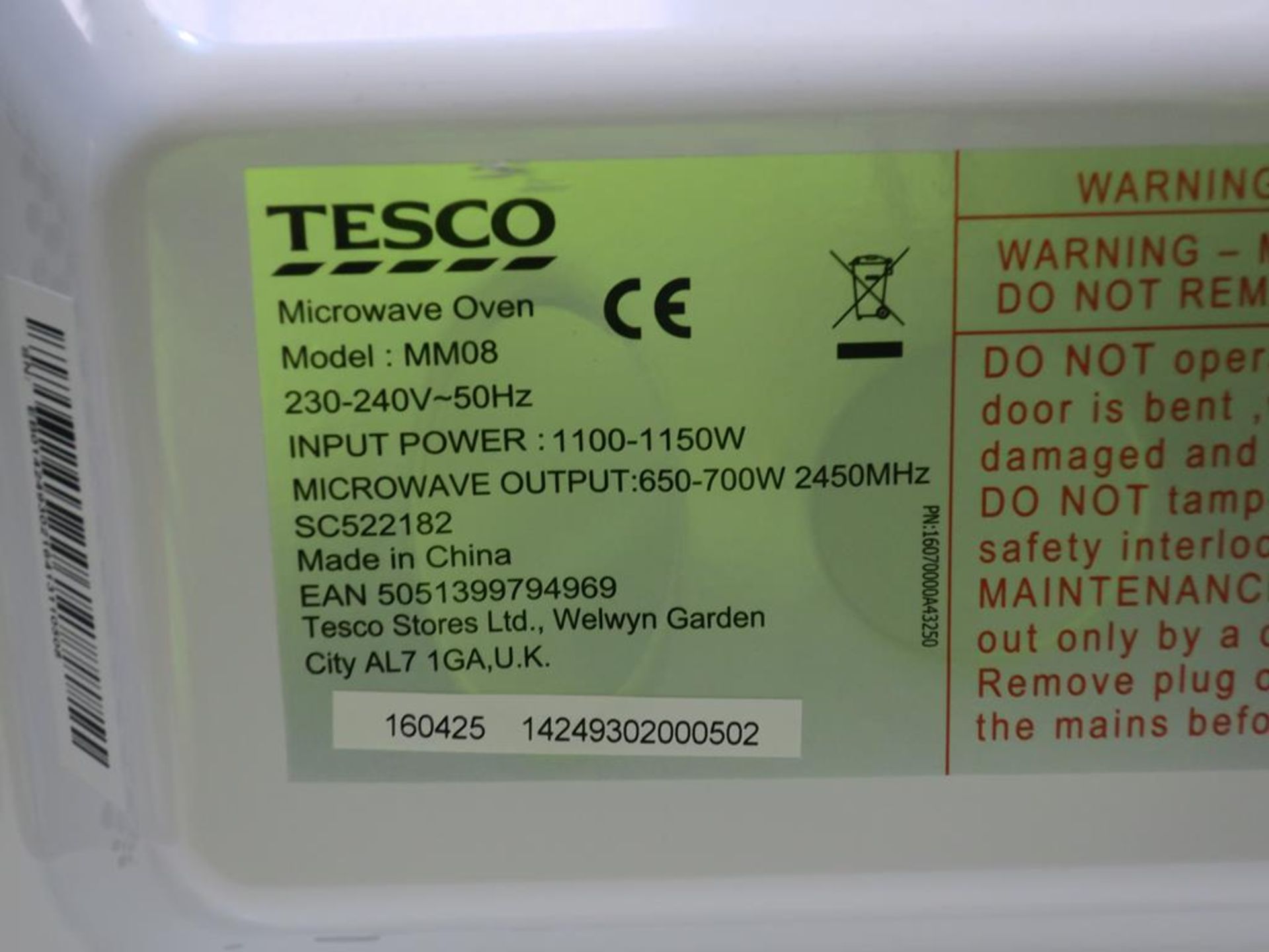 Tesco Microwave Oven Model MM08 and an Argos Tabletop Fridge - Image 3 of 4