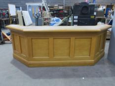 * Reception Desk (2.8m L x 90cm D x 90cm H) Please Note there is a £10 plus VAT Lift Out Fee on this