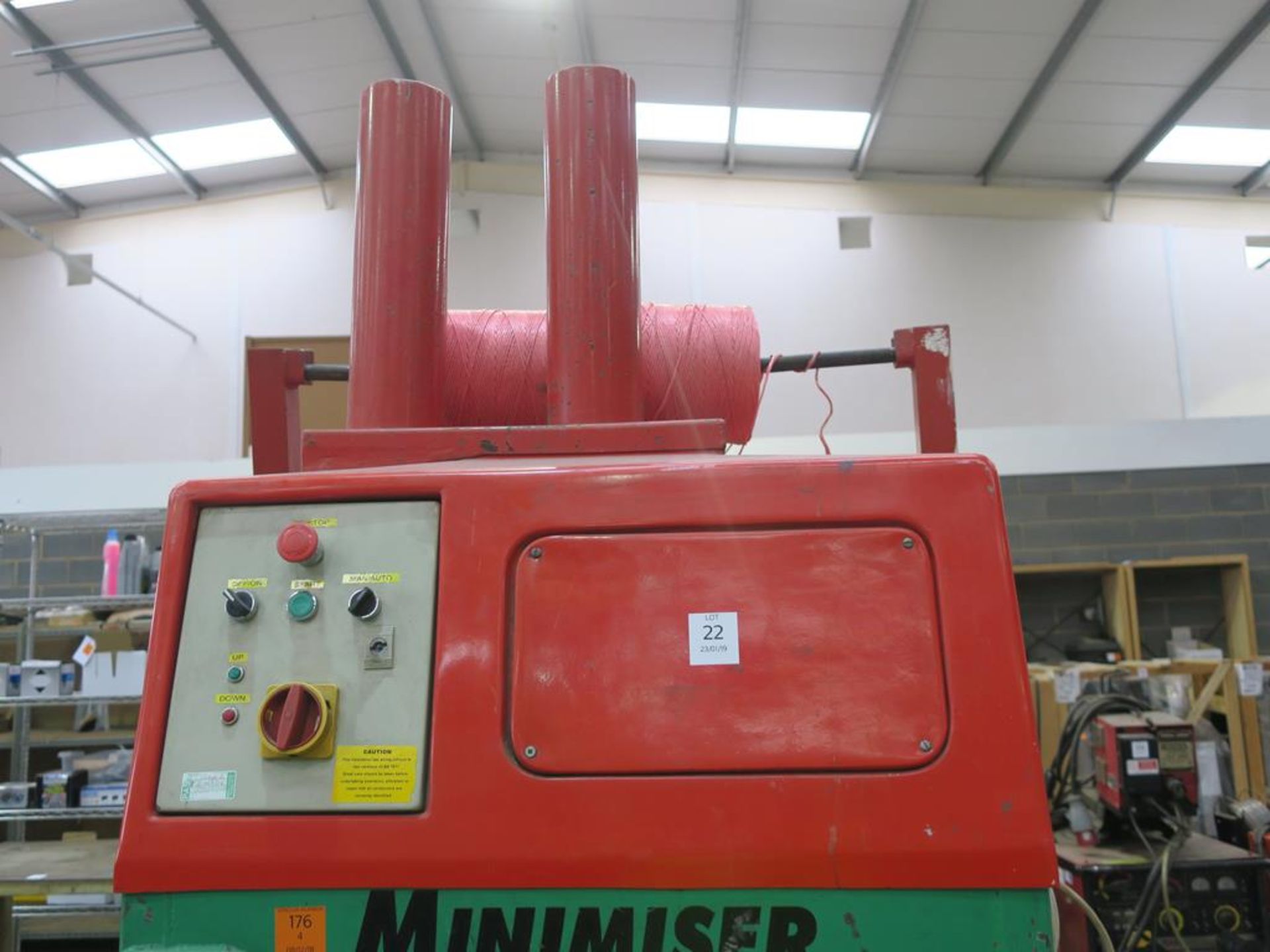 Minimiser G5M Compactor/Baler 240V S/N G5M13509. Please Note there is a £5 plus VAT Lift Out Fee on - Image 2 of 5