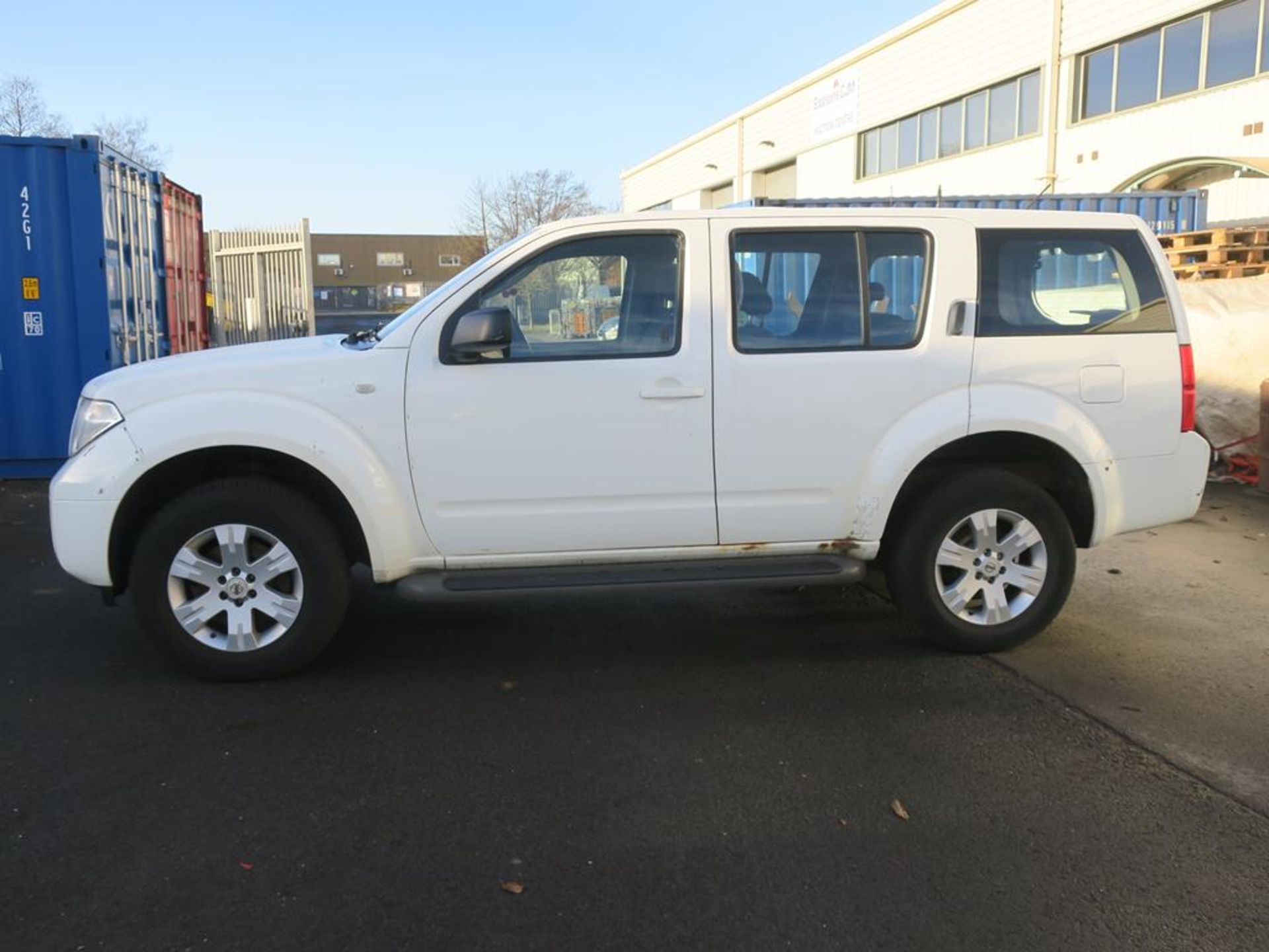 * 2006 Nissan Pathfinder Trek DCI 2488cc Diesel, V5 Present, MOT expires 12 December 2019, - Image 3 of 16