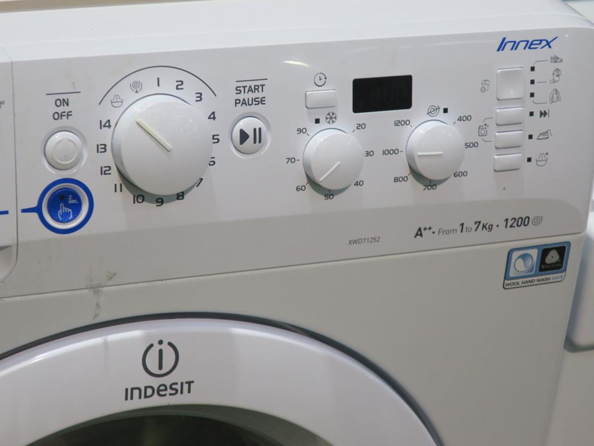 Indesit Innex - Image 2 of 2