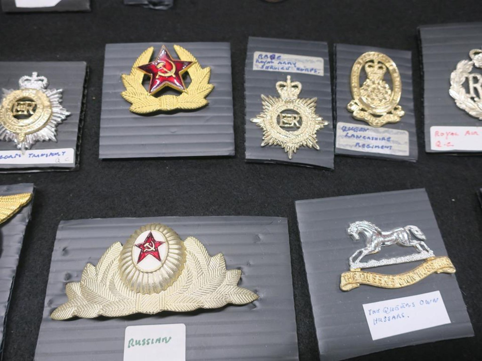 A Box containing Military Badges and Buttons with some Commercial Buttons, Fire Service, Police, - Image 10 of 11