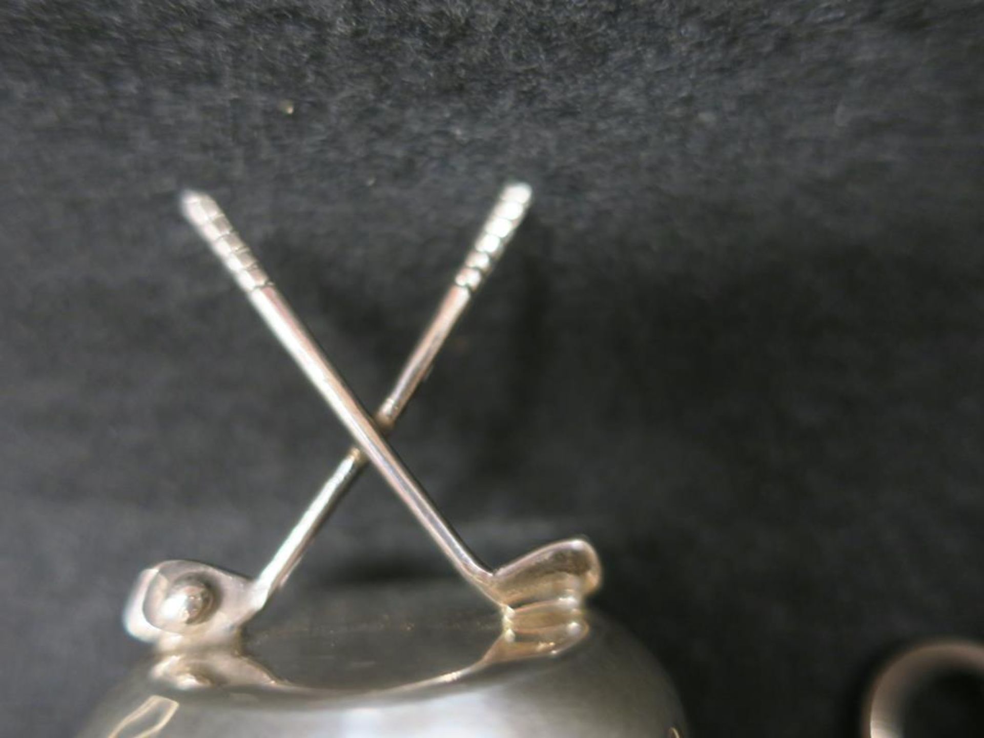 * A 925 Standard Silver Mounted Cork Bottle Stopper Decorated with Two Crossed Golf Clubs, - Image 3 of 3