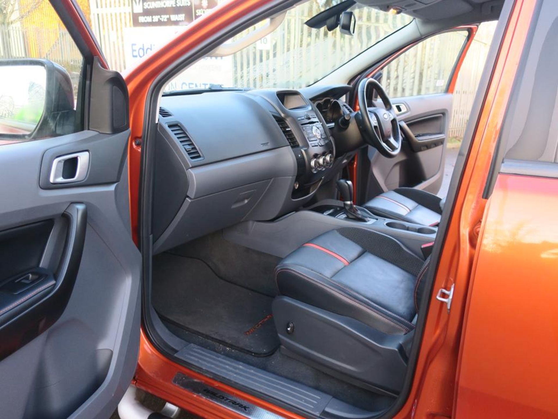 * 2013 Ford Ranger Wildtrak 3.2 Automatic Diesel, Full Service History up to 52,716miles, Full - Image 29 of 35