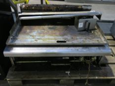 * Semi Dismantled Lincat Hot Plate (Gas)