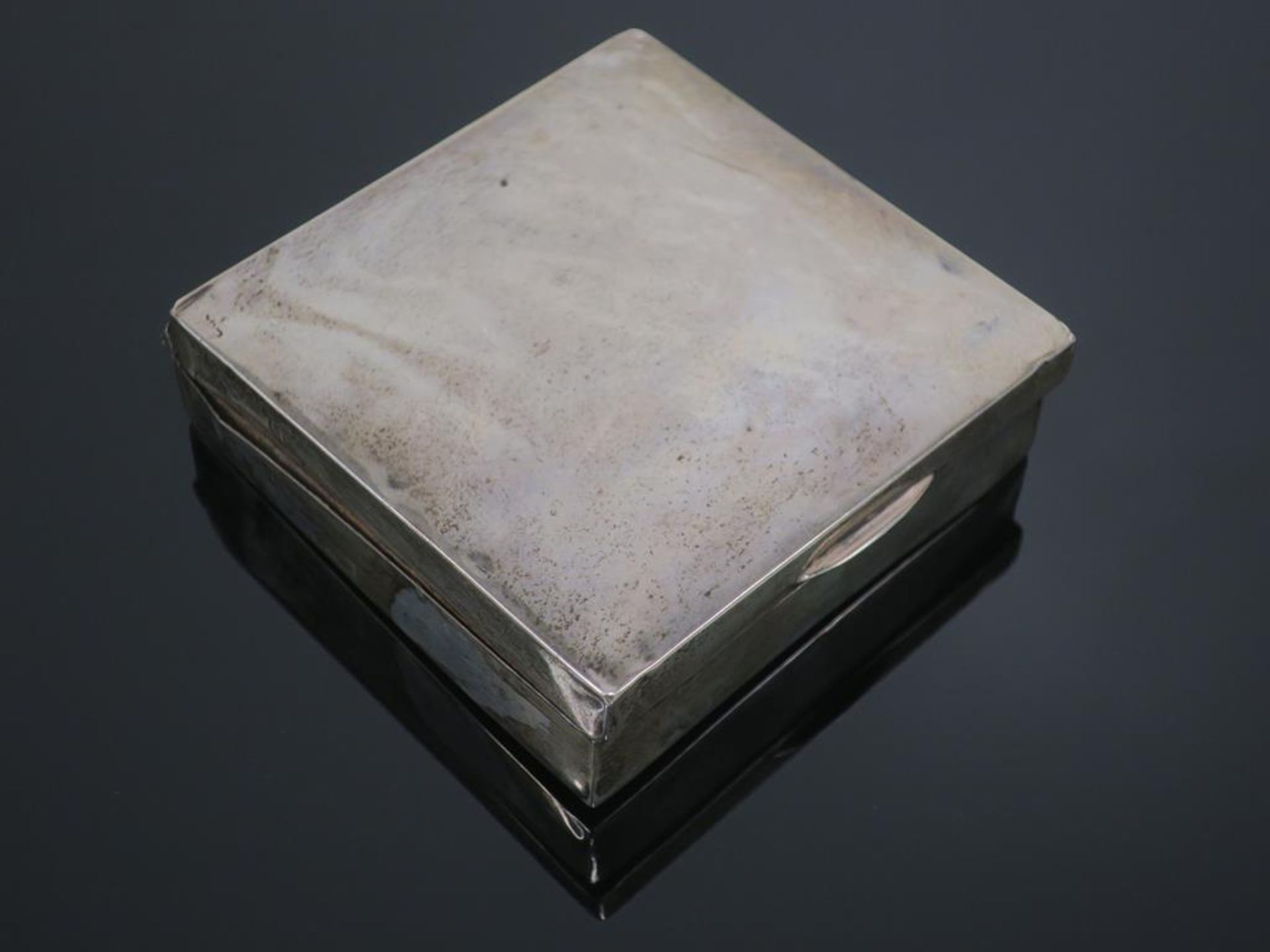 A Hallmarked Silver Box with Hinged Lid, Wooden Lined (H2.5cm, W8.4cm, D9.1cm) (est £45-£90) - Image 3 of 6