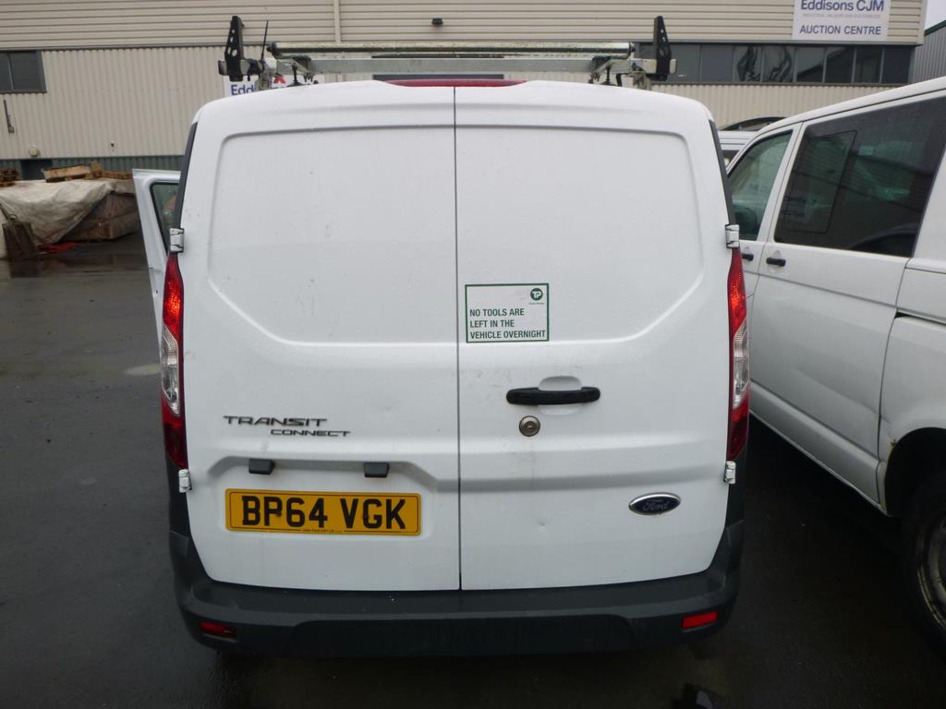 * 2015 Ford Transit Connect 200 1560cc Diesel Rear and Side Doors Fitted with High Secruity Locks - Image 9 of 10