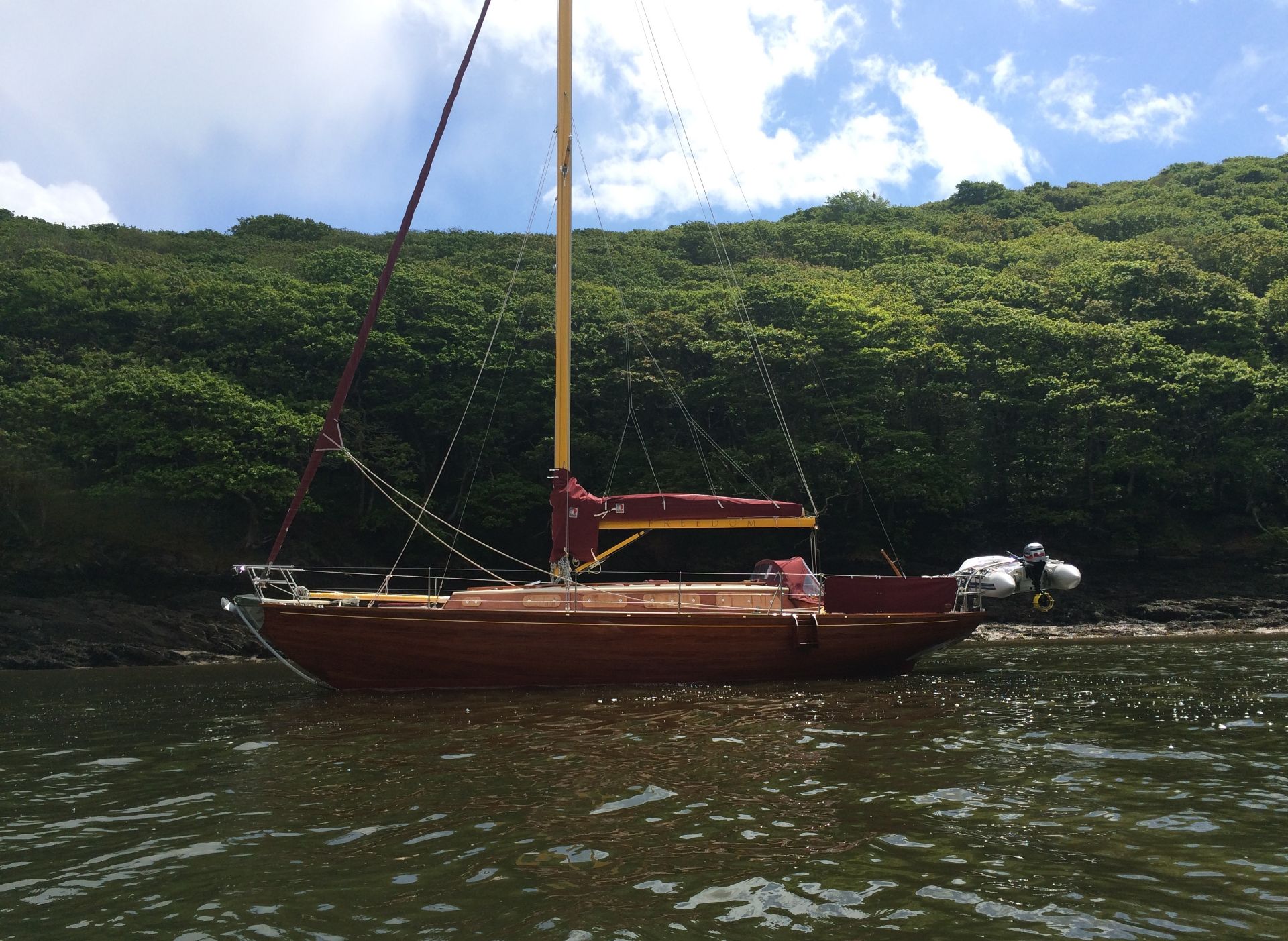 McGruer Wooden Classic 38' Conditioned Sailing Yacht. A McGruer Wooden Classic 38' Sailing Yacht. - Image 3 of 12