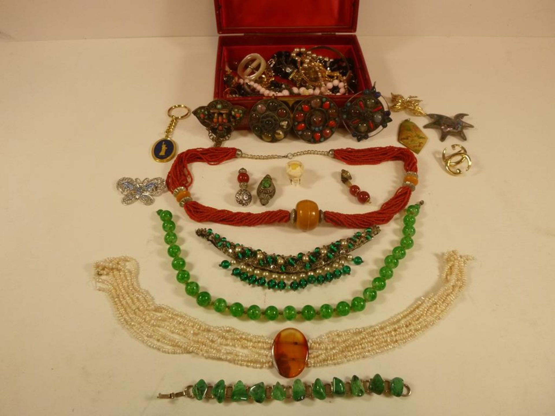 An interesting collection of vintage Jewellery, mostly set with natural stones including - Image 2 of 3