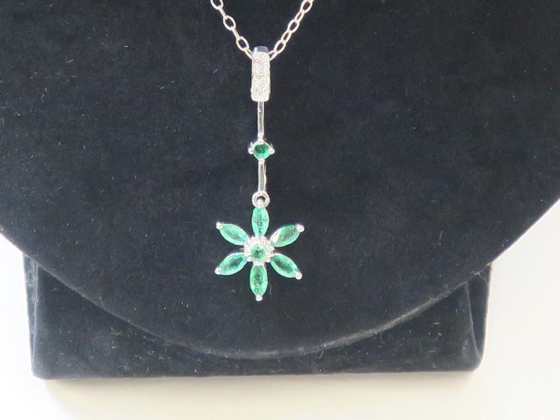 A Silver, Emerald and Diamond Necklace (est £40-£80) - Image 2 of 3