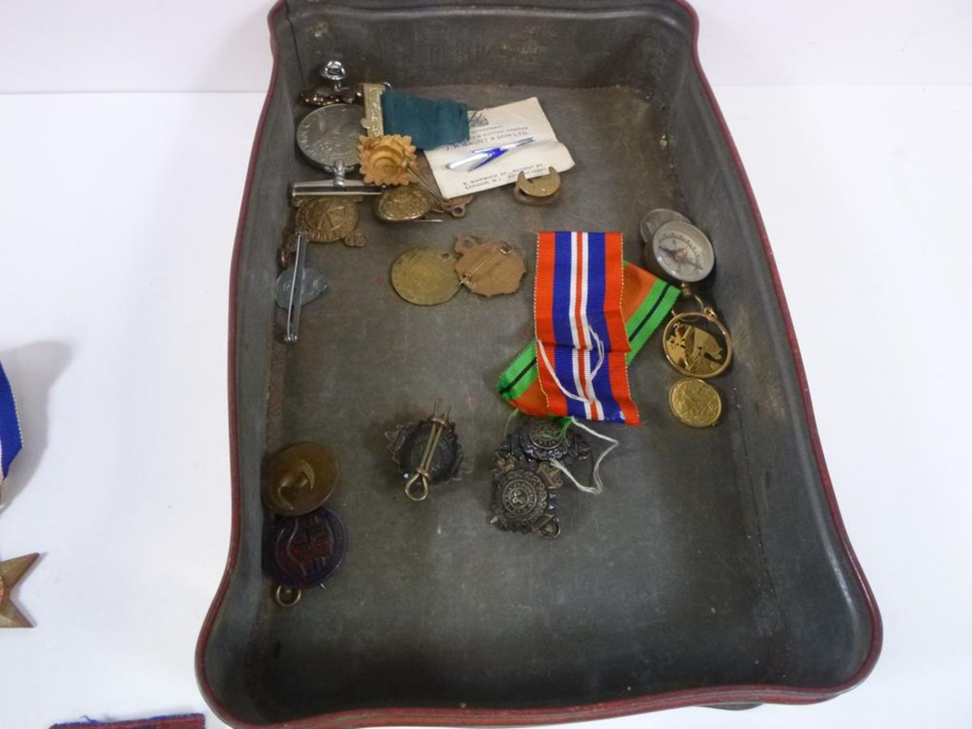 An interesting collection of Military Medals, Enamel Badges, Military Coins etc (est. £50-£100) - Image 4 of 4