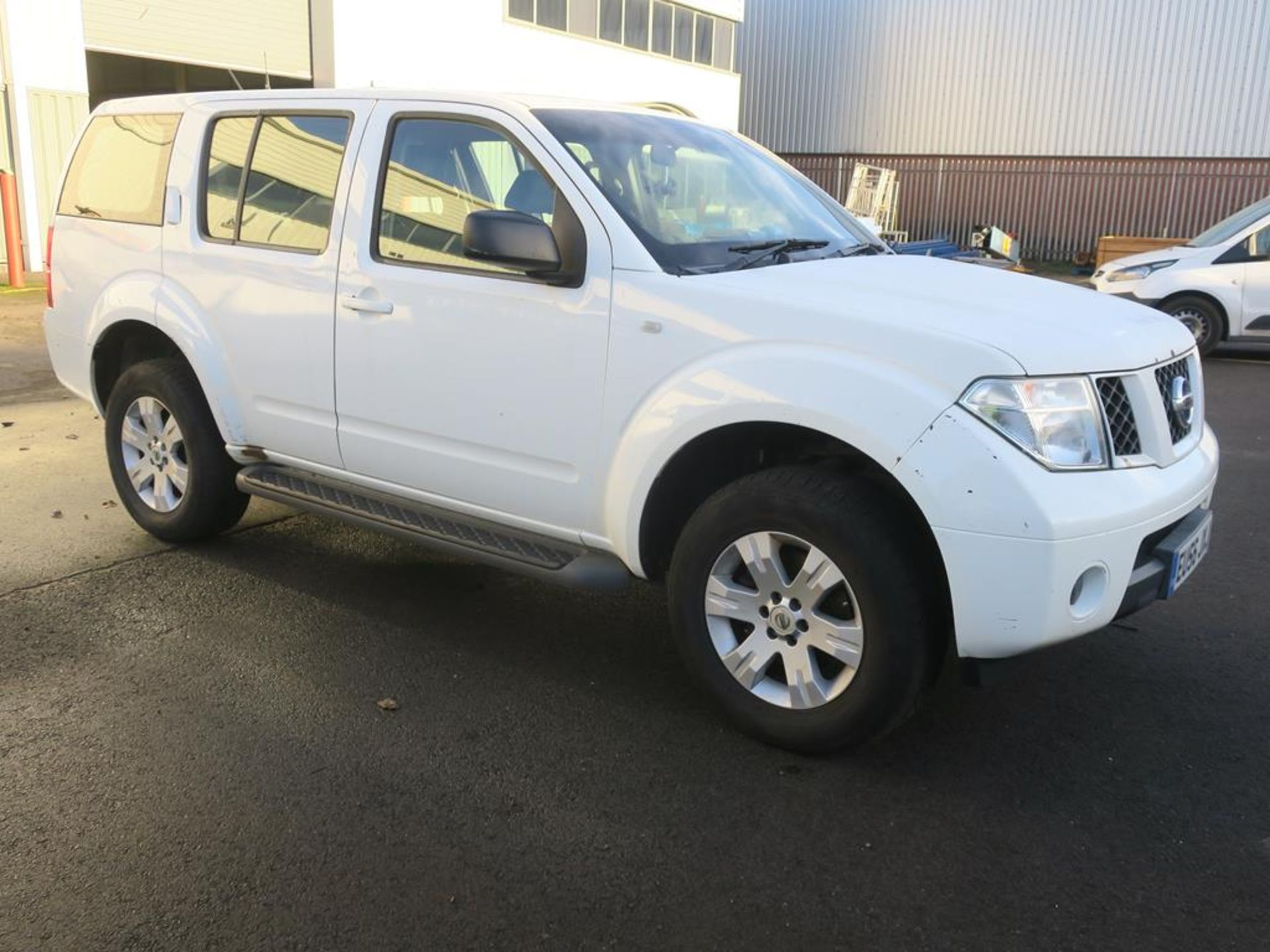 * 2006 Nissan Pathfinder Trek DCI 2488cc Diesel, V5 Present, MOT expires 12 December 2019, - Image 9 of 16