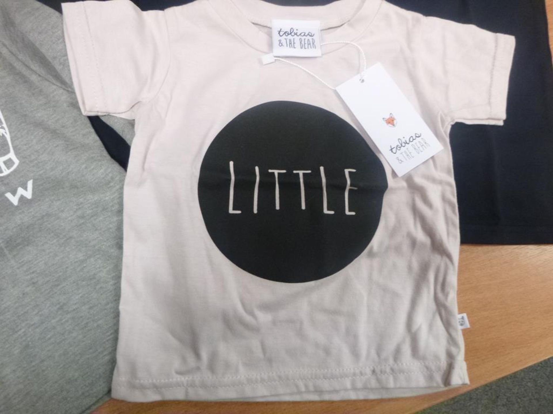 A quantity of black T-shirts, size 5-6yrs, RRP £56, a quantity of Little (Mink) T-shirts by ' - Image 2 of 5