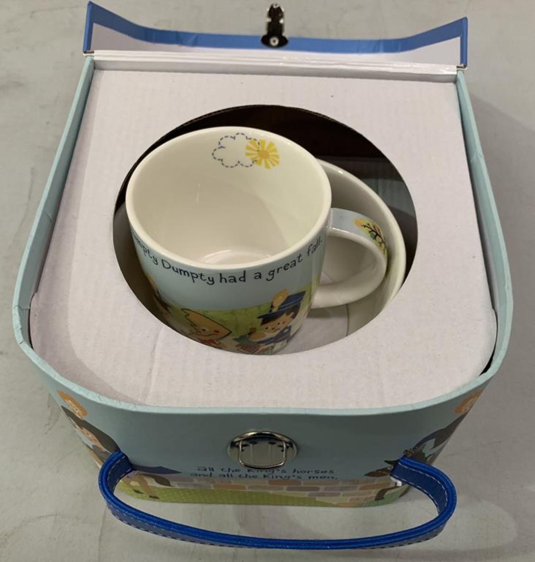 * A box containing a selection of Churchill Childrens Melamine Items to include Bowls, Spoons, Egg - Image 4 of 6