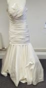 * Allure 2752 Size 12, Ivory (RRP £750)