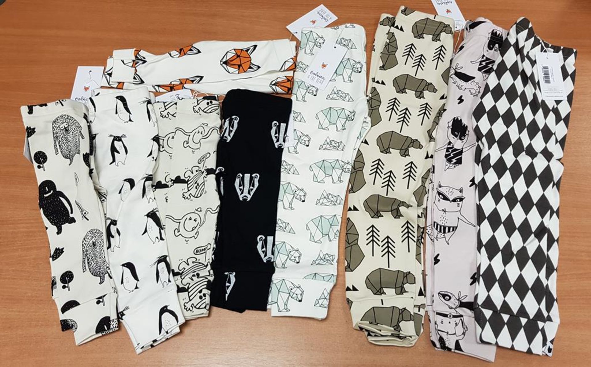 Qty of Children's Clothing, Tobias & The Bear Leggings, Mr Bear 4-5yrs, Super Pets 4-5yrs, Pip the