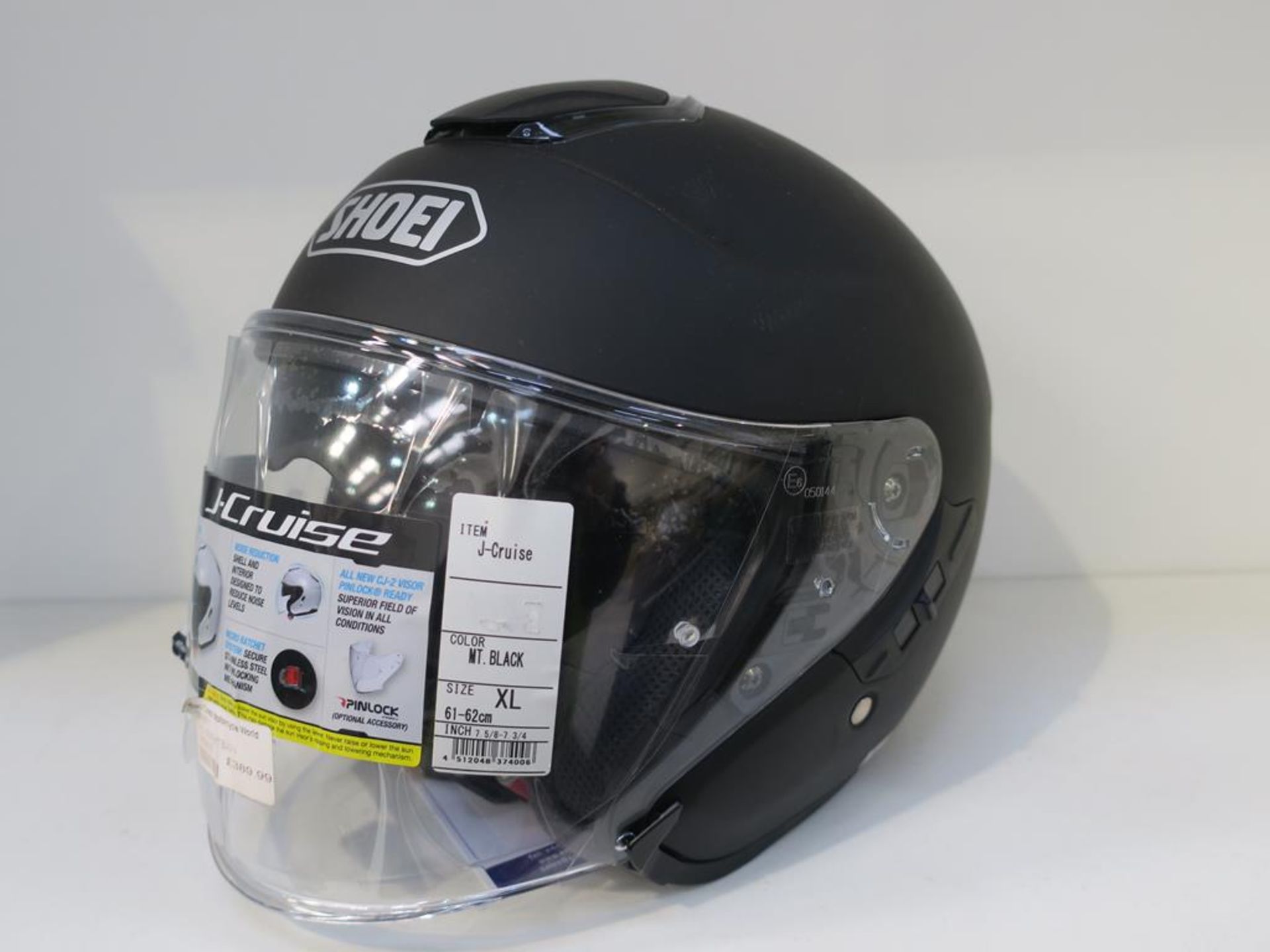 * A Shoei J-Cruise XL Matt Black Helmet (RRP £389.99)