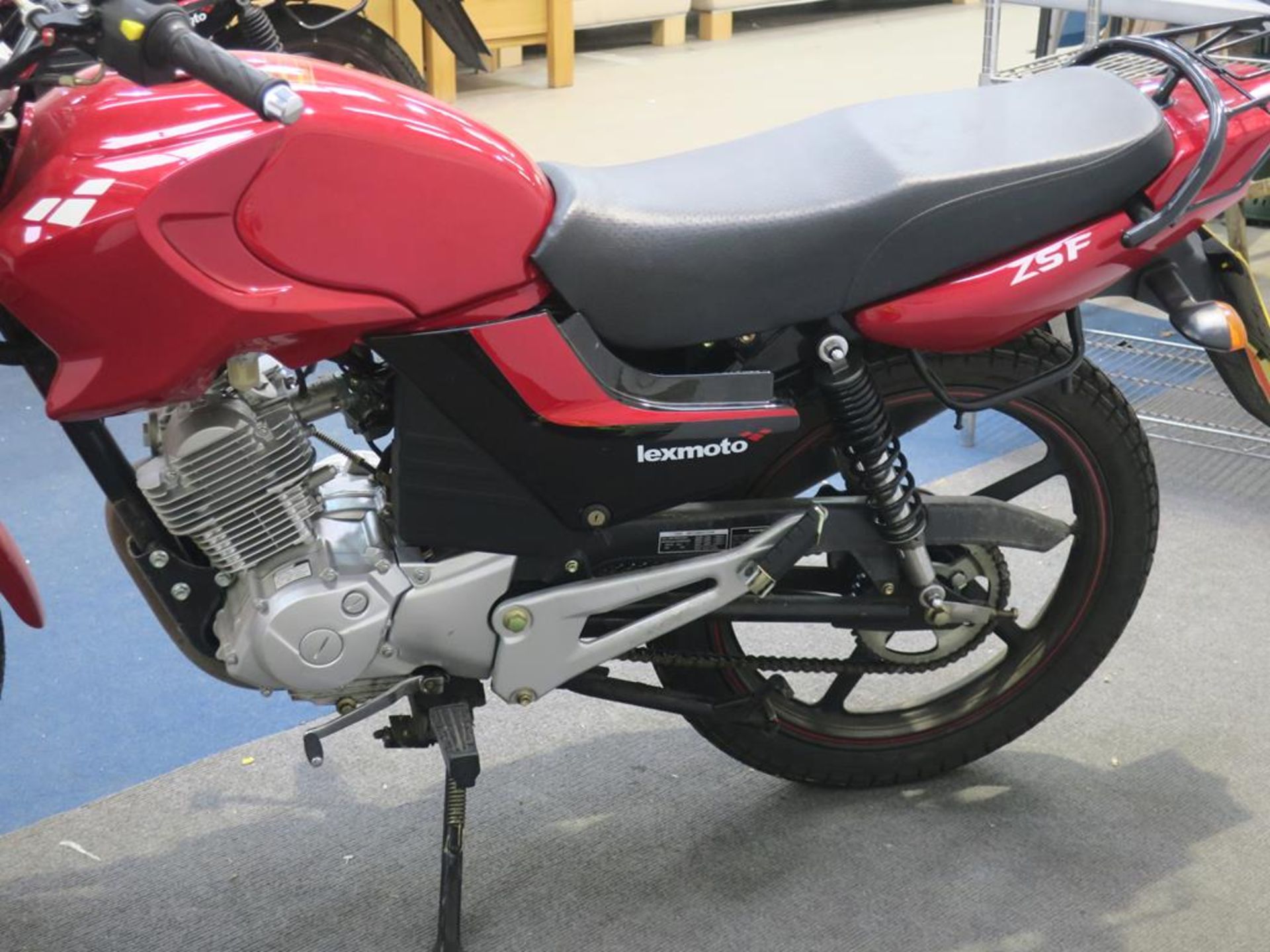 * A Lexmoto (Red) ZSF 123cc Motorbike petrol (untaxed) date of registration December 2016; Reg - Image 9 of 13
